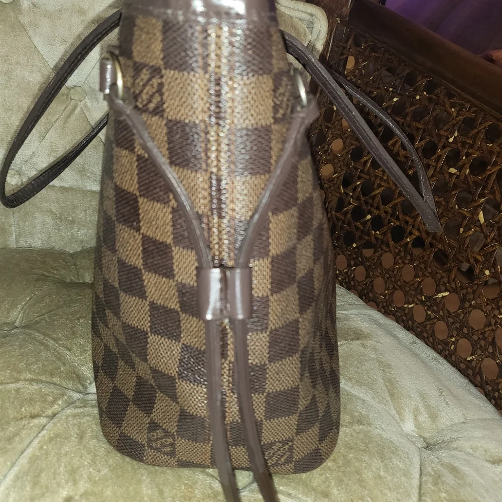 (SOLD)Authtnic Louis Vuitton Damier ebene neverful Pm - Picture 14 of 16